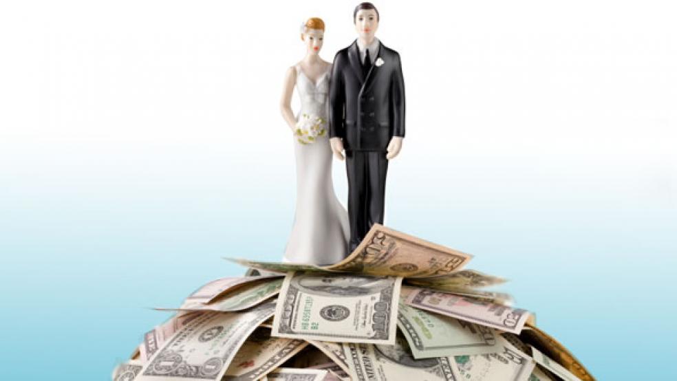 Ideas To Save Money On Your Wedding - Weddings Till Dawn